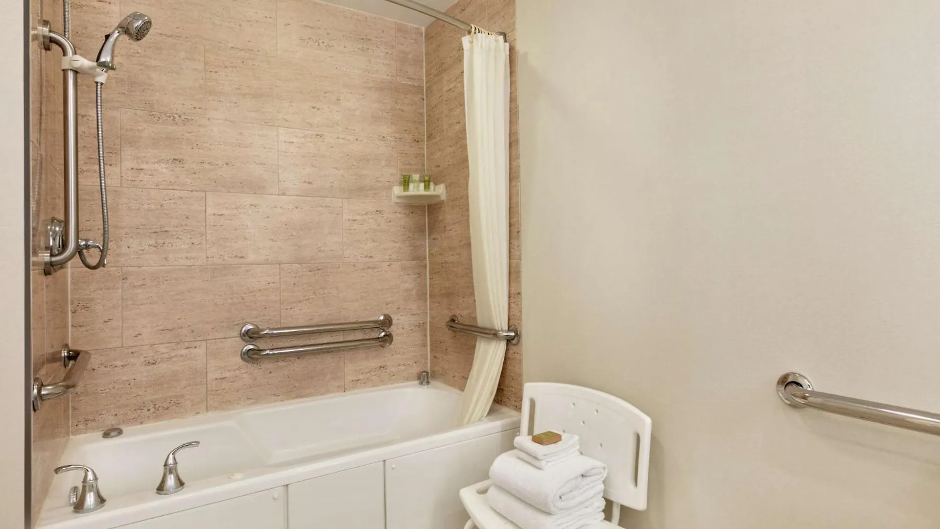 Resort Hilton Suites Ocean City Oceanfront