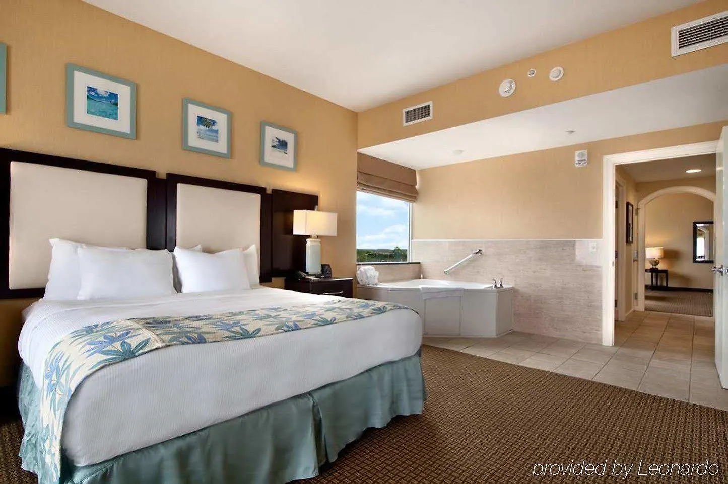 Hilton Suites Ocean City Oceanfront 4*,  США