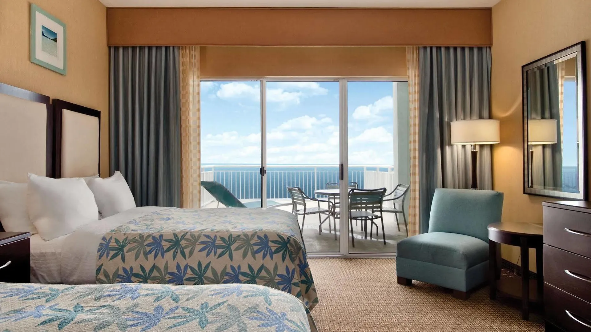 **** Resort Hilton Suites Ocean City Oceanfront ABD